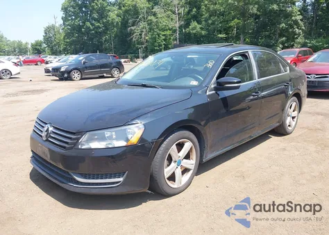 2013 Volkswagen Passat 2.5L Se from USA, damaged, VIN 1VWBP7A34DC008707
